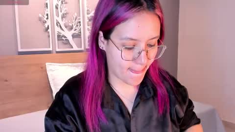 Emily online show from December 14, 2:50 am