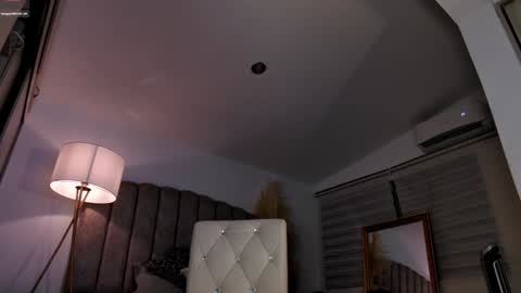  emily valentina     online show from February 14, 1:07 am