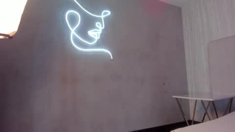   online show from June 15, 8:20 pm