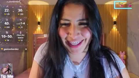 emily_mills_s online show from November 4, 8:25 pm