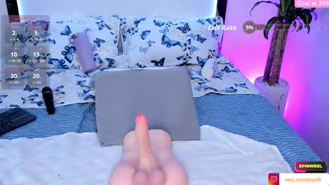 Emily online show from October 2, 11:32 pm