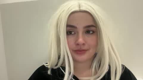 emily_morning_dew online show from February 15, 10:58 am