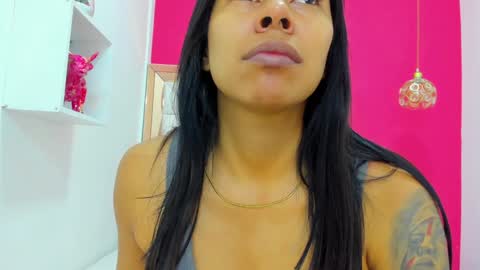 Emily online show from December 7, 10:45 am