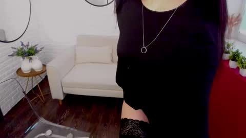 Emily online show from February 5, 6:38 am