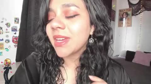 Snapshot of emily_vader chatting on October 22, 4:34 pm emily_vader online show from October 22, 4:34 pm