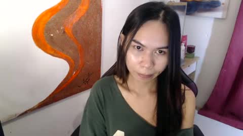 emily_xo143 online show from June 29, 3:45 pm