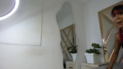 emilyasm online show from November 22, 9:06 pm