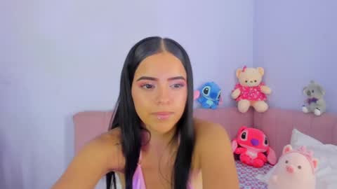 Snapshot of emilyclay_1 chatting on December 2, 5:57 pm Sweet Emily online show from December 2, 5:57 pm