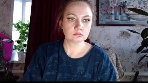 EmilyDoth online show from February 21, 10:27 am