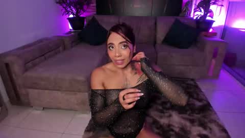 emily online show from November 6, 2:39 am