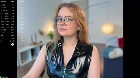 Emily  online show from October 17, 12:30 pm