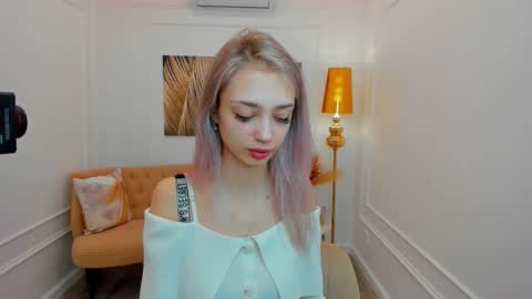 Emily online show from February 5, 4:15 am