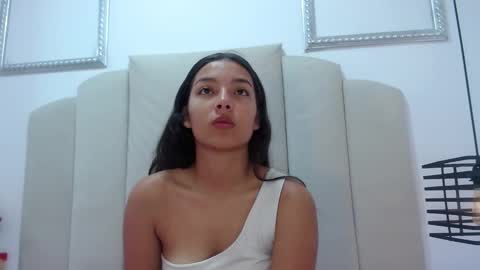 emilygroe online show from January 15, 1:09 pm