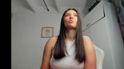 Emily Jang online show from December 4, 1:13 pm