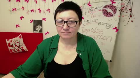 Emily online show from March 11, 6:54 pm