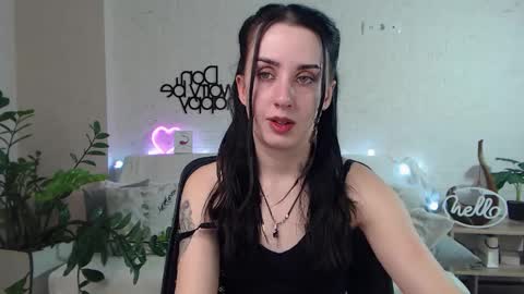 Emyli online show from February 22, 8:59 pm