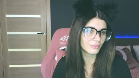 Emily online show from February 9, 1:12 am