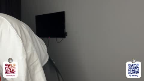 Eminent Eva online show from January 30, 8:21 pm