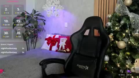   online show from December 17, 8:02 pm