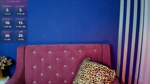 emma__rosss online show from December 5, 2:22 am