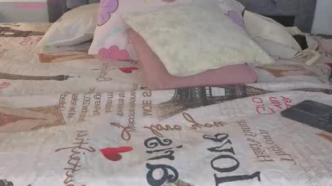 Emma online show from November 10, 5:24 am