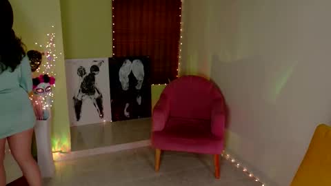 Snapshot of emma_blanco chatting on October 23, 7:42 pm Emma online show from October 23, 7:42 pm