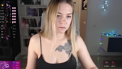 Emma online show from March 6, 6:26 pm