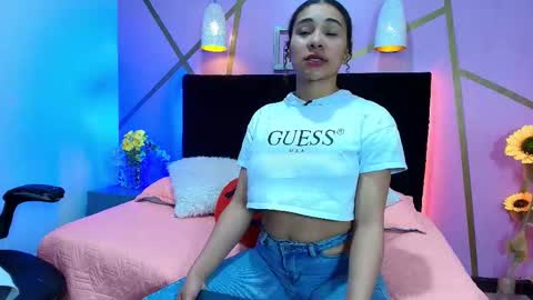 Emma Carteer   online show from October 24, 4:14 pm