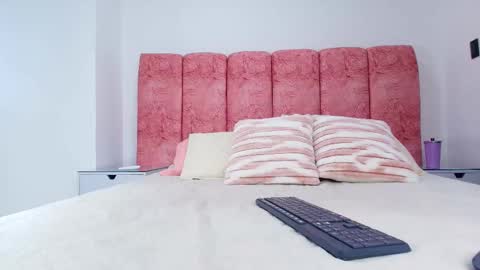 Emma online show from December 3, 3:09 am