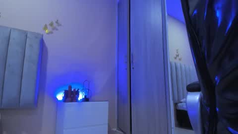 emma_hearts online show from February 28, 5:51 am