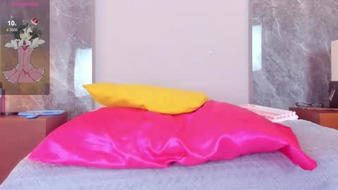 Emma online show from December 5, 4:56 am