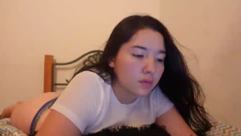 emma_johnson_ online show from January 8, 3:51 am