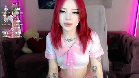 emma_kirks online show from April 22, 12:35 pm