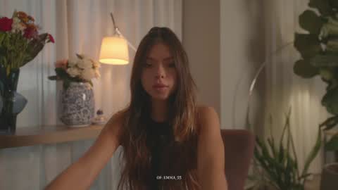 Snapshot of emma_lu1 chatting on October 9, 2:54 pm emma_lu1 online show from October 9, 2:54 pm