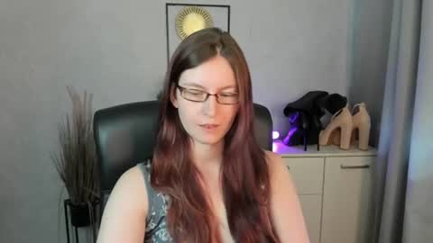 emma online show from July 9, 7:33 am