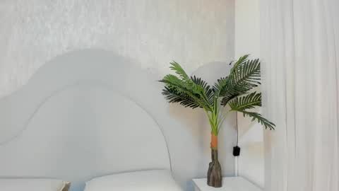 Emma Morgann online show from March 4, 11:28 am