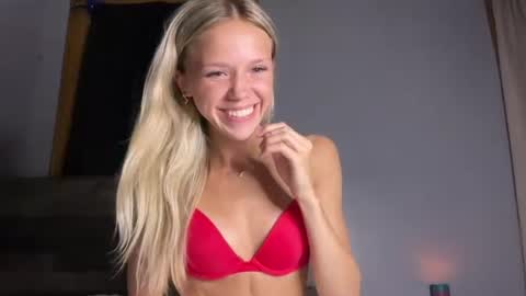 Emma Bennett online show from July 2, 2:44 am