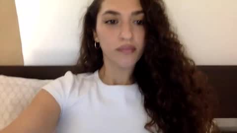 Emma online show from January 14, 5:34 pm