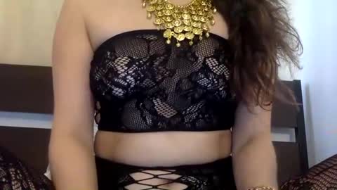 Emma online show from December 13, 5:54 pm