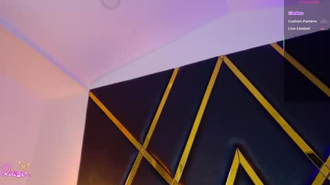 Emma online show from April 1, 1:41 pm