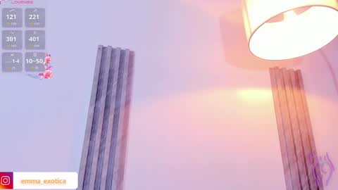 Emma online show from April 9, 8:58 pm