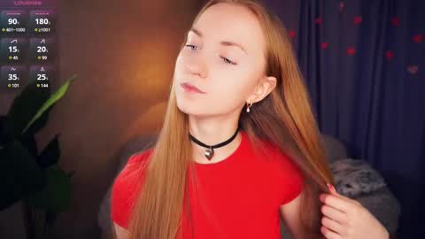 Snapshot of emmalaflame chatting on March 3, 8:39 pm Emma day  Wendy night online show from March 3, 8:39 pm