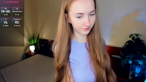 Snapshot of emmalaflame chatting on December 24, 8:27 pm Emma day  Wendy night online show from December 24, 8:27 pm