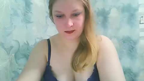 emmamelody online show from March 23, 9:43 pm