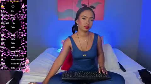 Emma online show from December 3, 5:26 pm