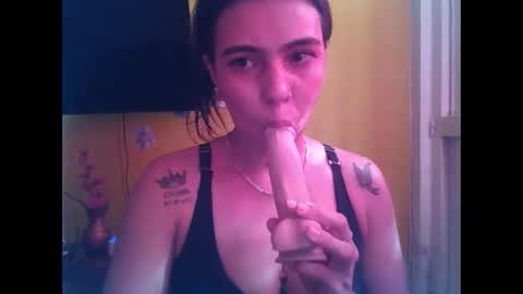 EmmaSplycer online show from April 23, 8:55 pm