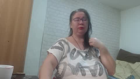 emmasquirt69 online show from February 3, 9:51 pm