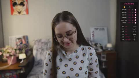 Mia online show from February 25, 7:56 pm