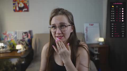 Mia online show from October 17, 3:43 am