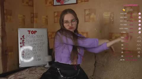 Mia online show from February 22, 4:26 pm